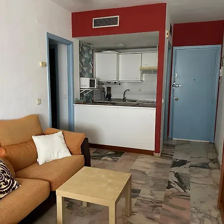 Cerca Del Aereopuerto * 세비야